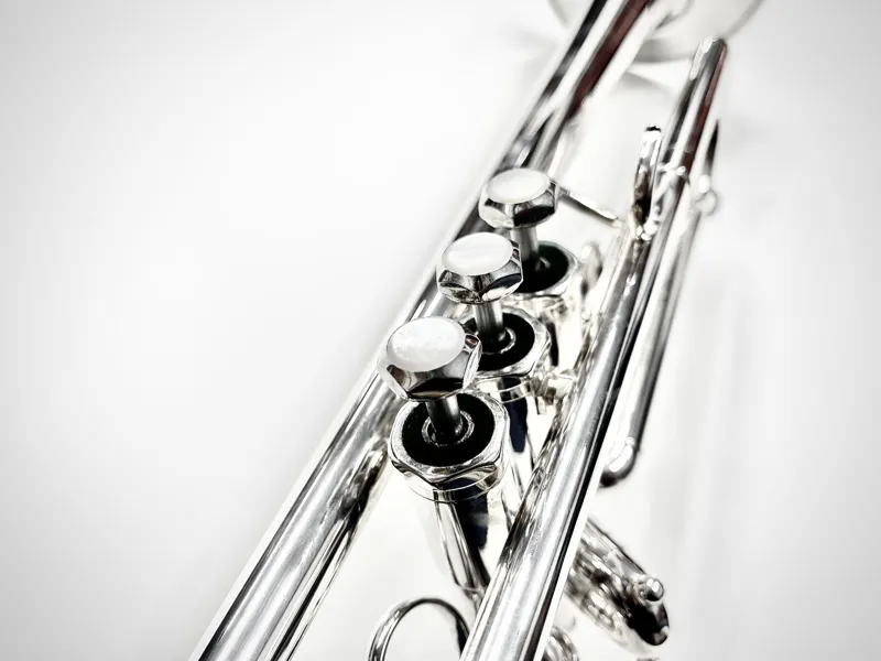 Schilke S32 trumpet-6